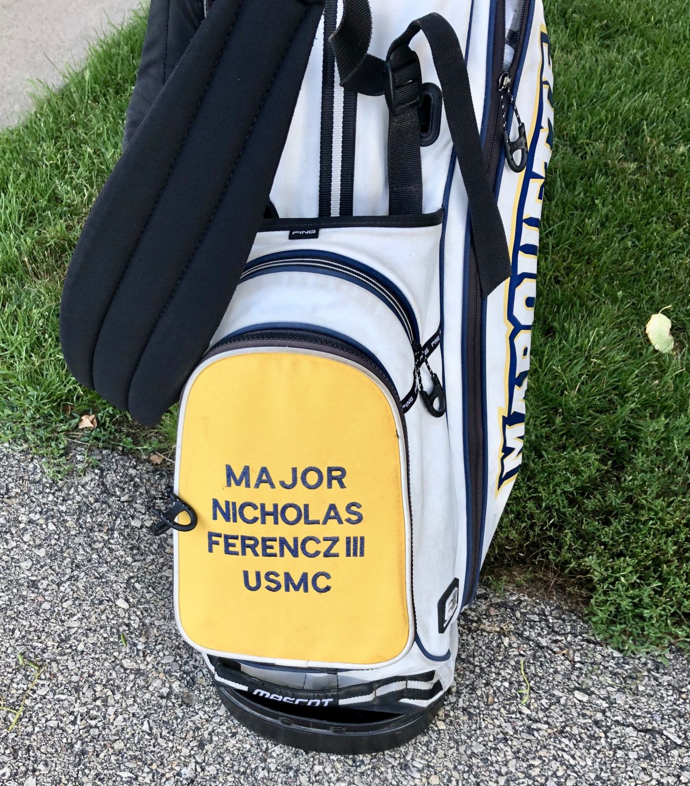 Hunter Eichhorn | Golf bag